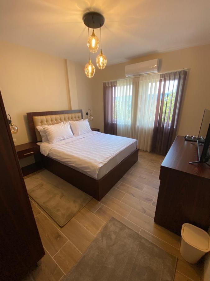 Hotel Kolonja'S 德巴尔 外观 照片